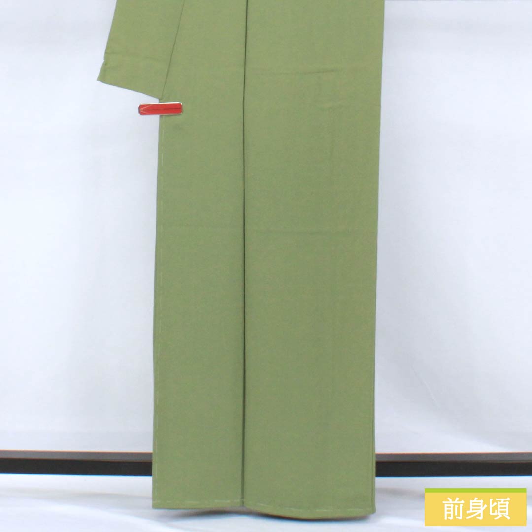 Solid-colored silk kimono, S-rank, length 164cm, sleeve length 64cm, yamabato-iro (mountain pigeon) color, plain kimono, authentic Amami Oshima mud dyeing, Mitsukoshi Chirimen crepe, lined, green, 1114002592419