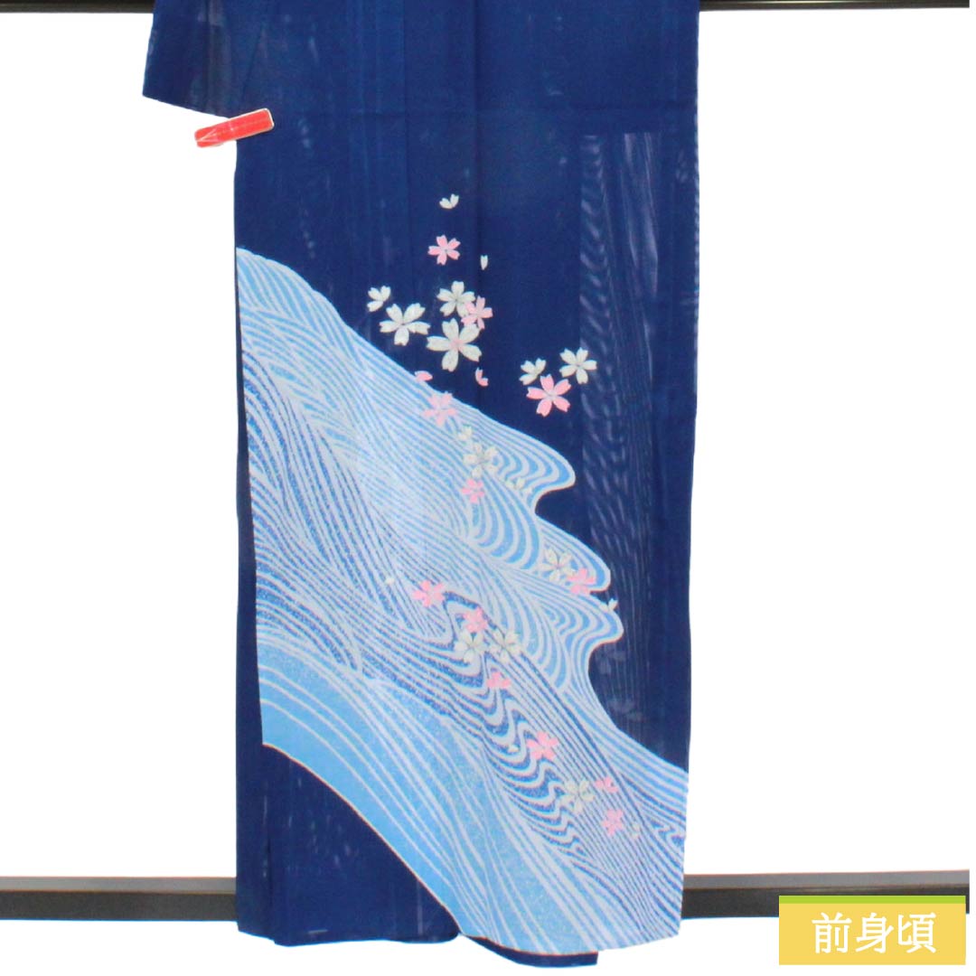 夏物 ポリエステル 付下げ Sランク 身丈158cm 裄丈69cm 紺桔梗色（こんききょういろ） 洗える着物 波 桜 絽 紺系 1132007102318