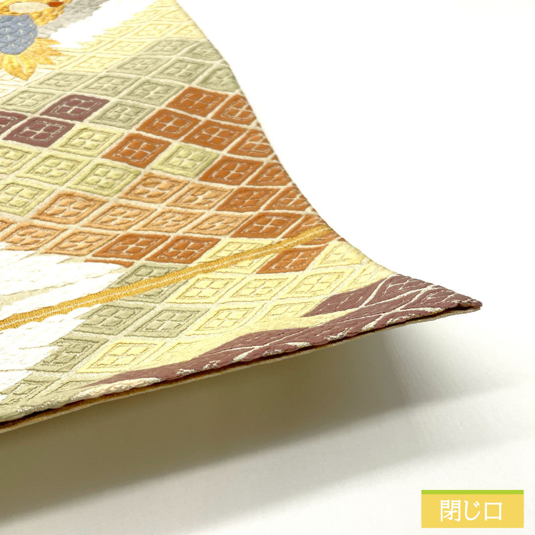 袋帯 正絹 Aランク 蕎麦切色（そばきりいろ） 西陣織 唐織 向かい鶴 亀甲 帯丈434cm 六通 フォーマル ベージュ系 1123016063325