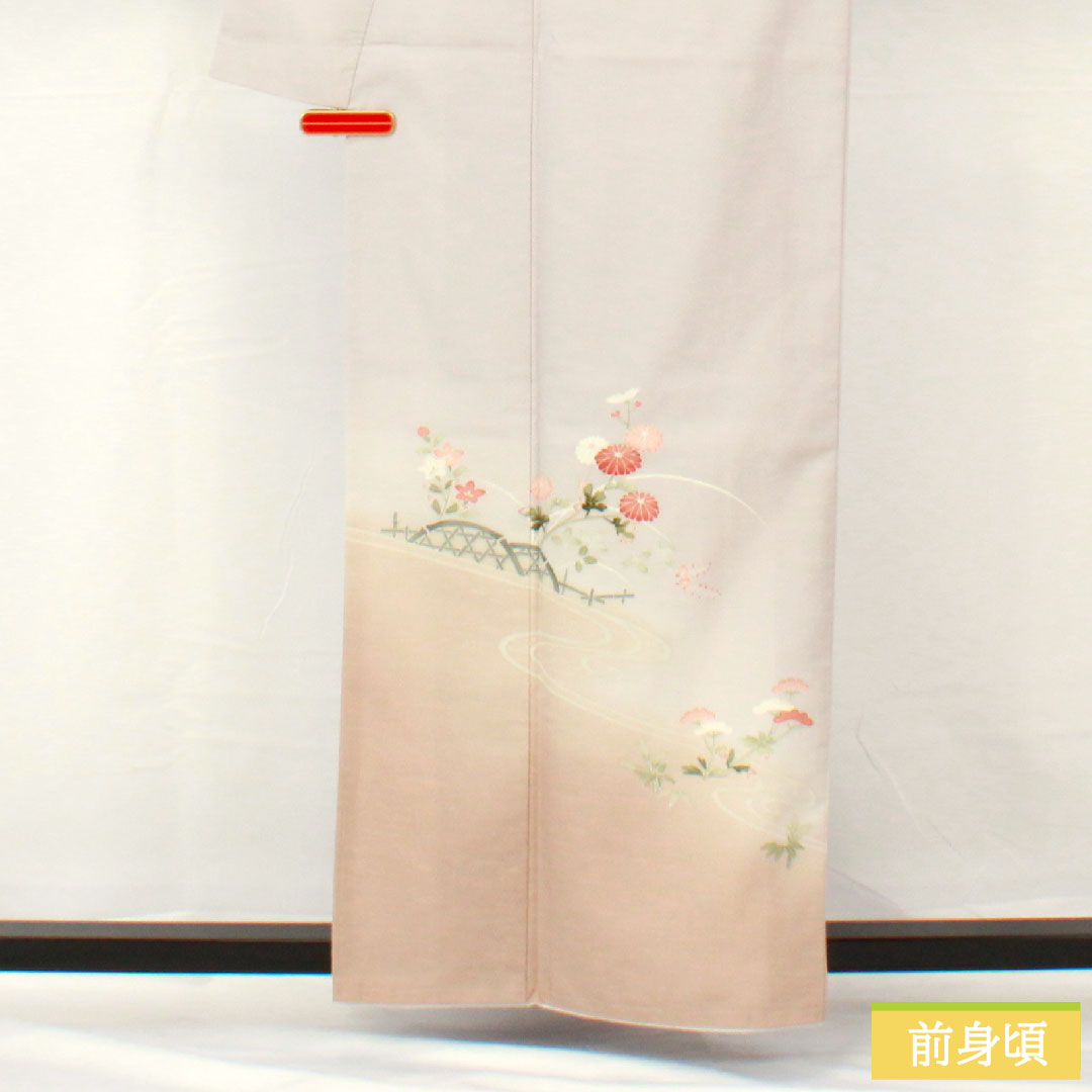 訪問着 ポリエステル 袷 身丈159cm 裄丈65.5cm 白藤色（しらふじいろ） 洗える着物 菊 桔梗 草花模様 しつけ糸付きSランク 紫系 1112005302320