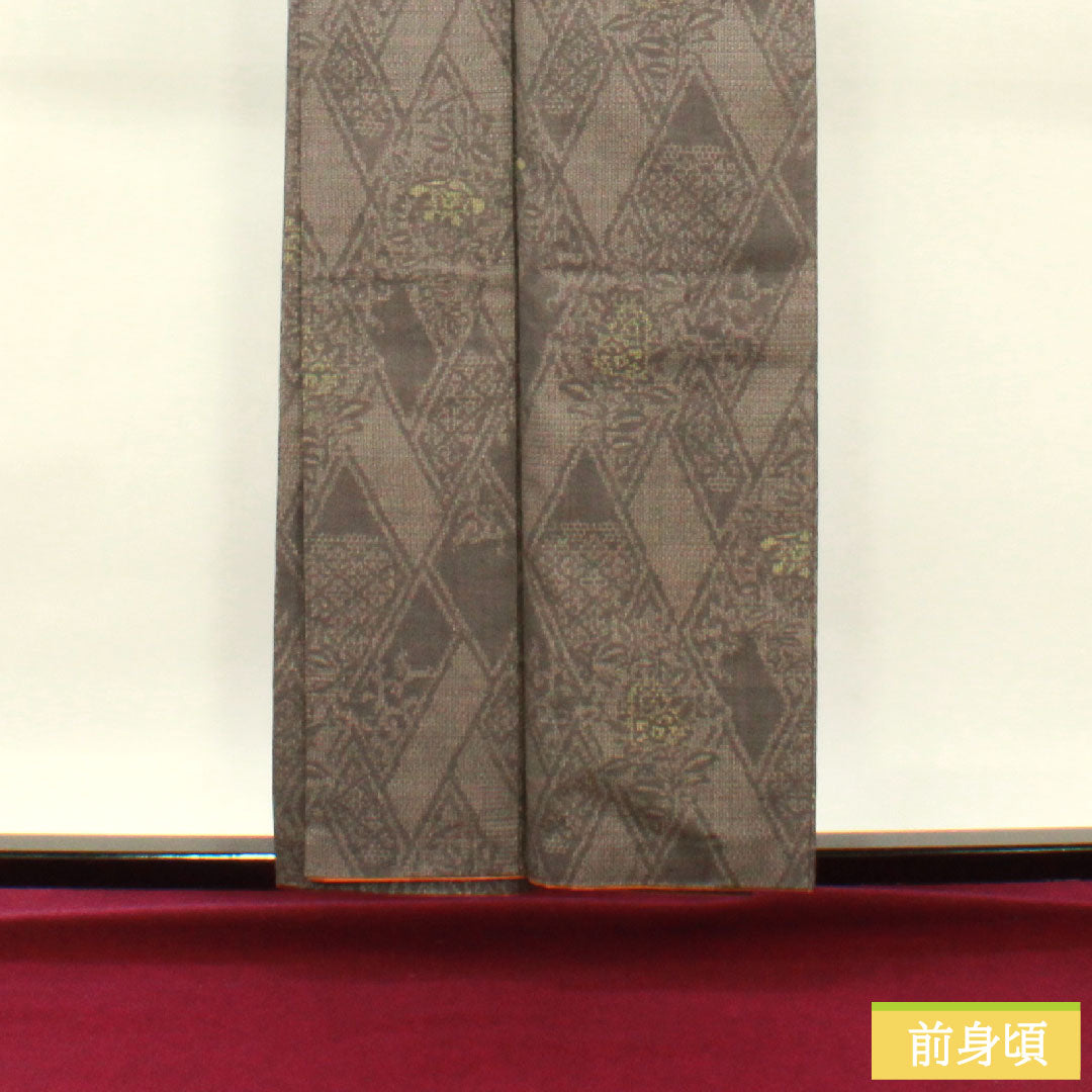 結城紬 正絹 身丈157.5cm 裄丈64.5cm  黝色 抽象模様 しつけ糸付き 未使用品 Sランク 袷 グレー系 1116003322322