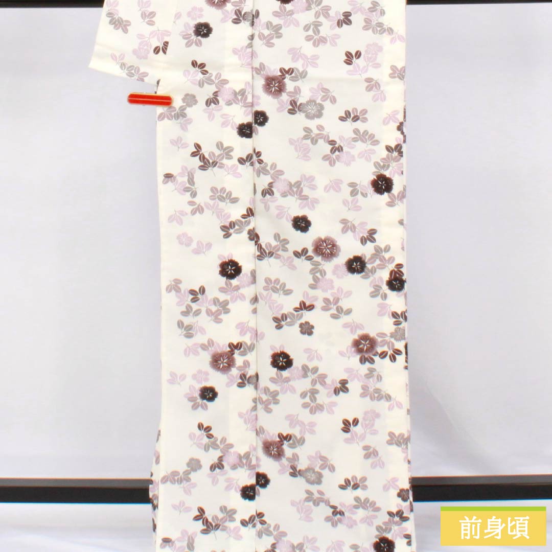 小紋 ポリエステル Sランク 身丈166.5cm 裄丈67cm 単衣 乳白色（にゅうはくしょく） 草花模様 洗える着物 白系 1115006992511