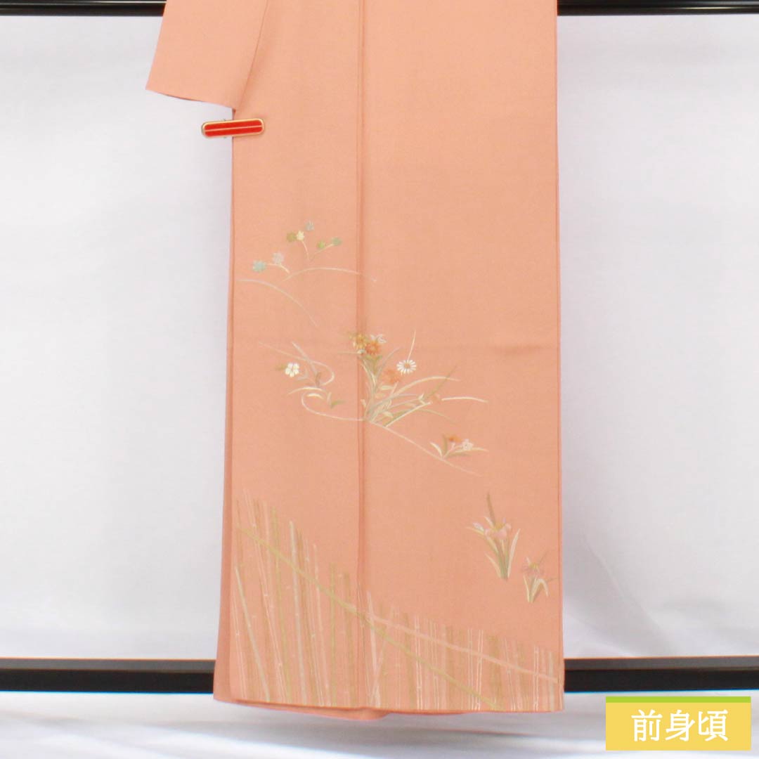訪問着 正絹 Sランク 袷 身丈157.5cm 裄丈63cm 鮭色（さけいろ） 丸に蔦 付下げ 一つ紋 刺繍 草花 ピンク系 1112006332313