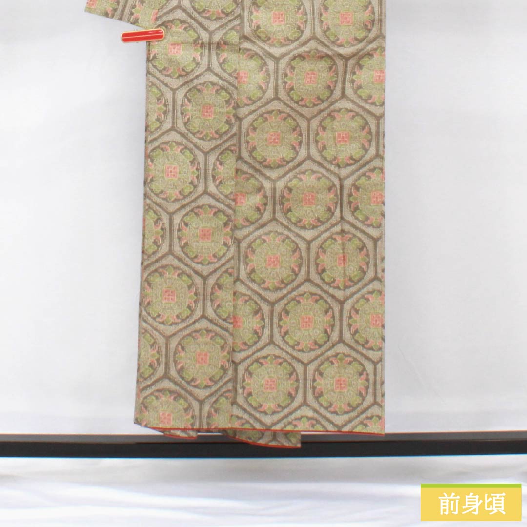 紬 正絹 Sランク 身丈151.5cm 裄丈62cm 消炭黒色（けしずみぐろいろ） 幾何学模様 村山大島 袷 グレー系 1116004032222