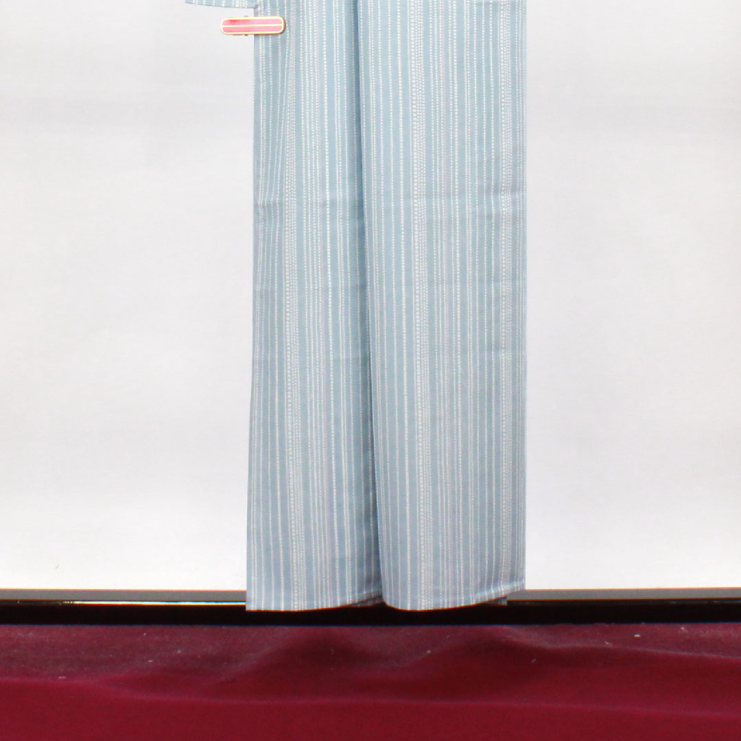 夏物 正絹 小紋 身丈153cm 裄丈62cm 白群色（びゃくぐんいろ） 幾何学模様 絽 Sランク 青系 1132001372217