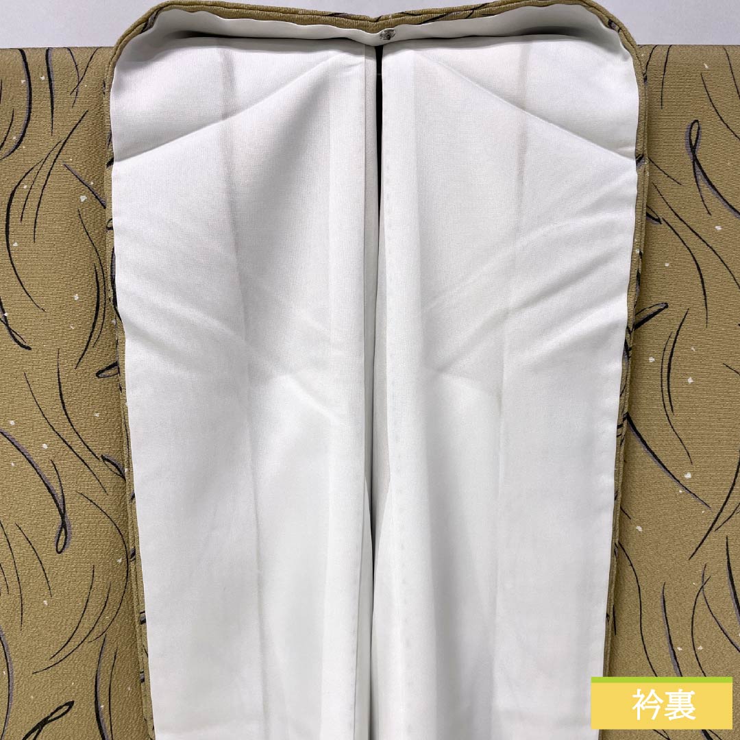 小紋 ポリエステル 身丈163.5cm 裄丈63.5cm 袷 胡桃色（くるみいろ） 抽象柄 Sランク ベージュ系 1115005632425