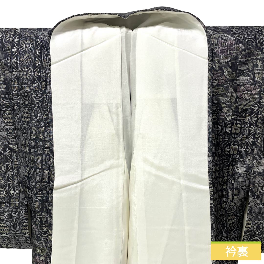 リサイクル着物】紬 正絹 Aランク 身丈162cm 裄丈63cm 燻銀色（いぶし