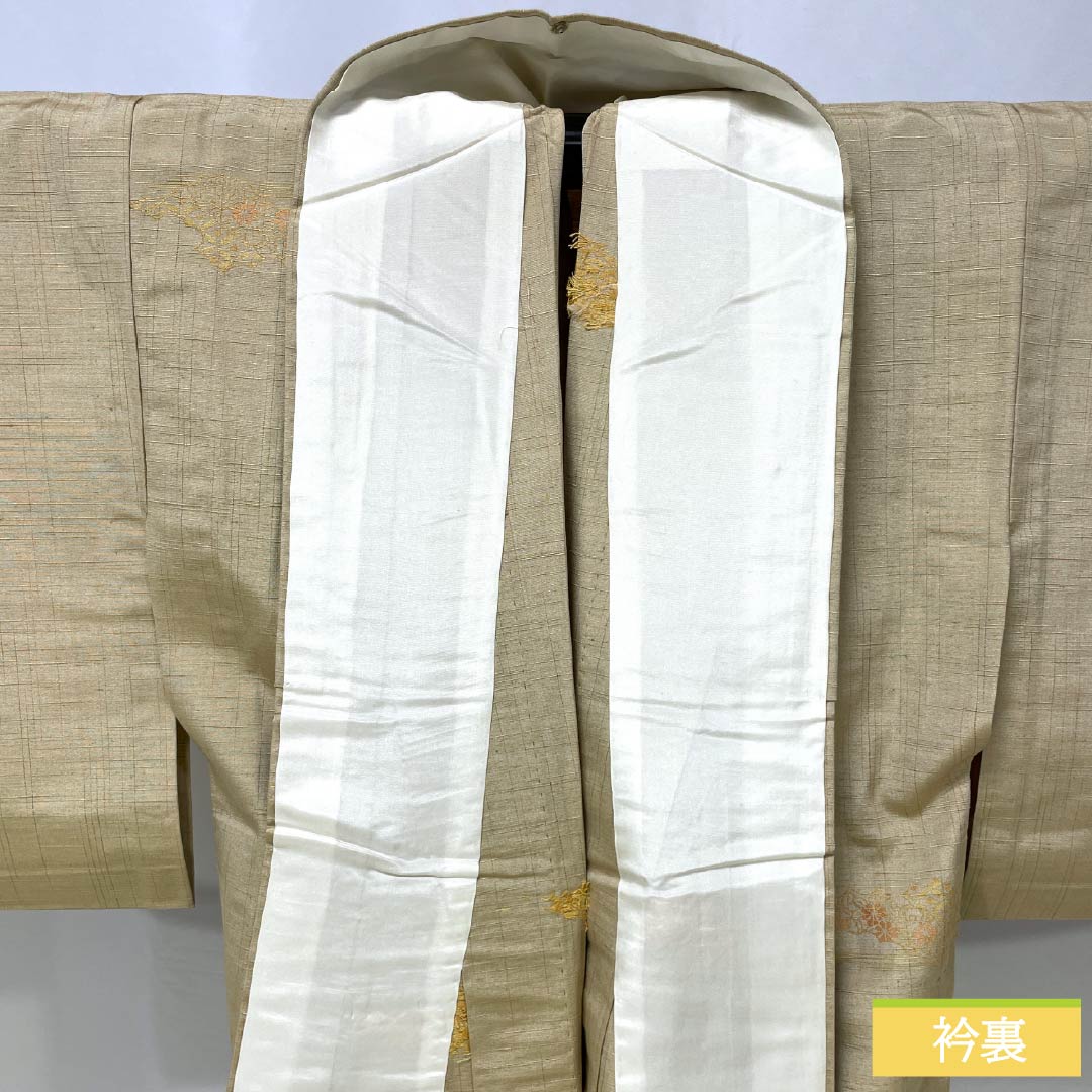 紬 正絹 Aランク 身丈158cm 裄丈63cm 枯野色（かれのいろ） 縞 雲取り 古典柄 単衣 ベージュ系 1116004273325