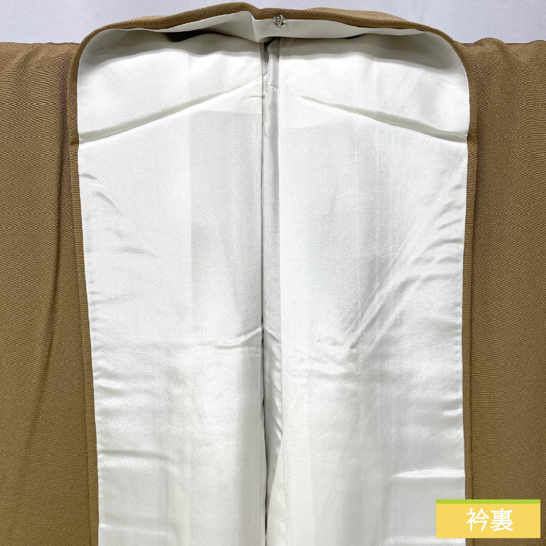 Iro-tomesode (colored formal kimono) made of pure silk, S rank, length 157.5cm, sleeve length 63cm, lined, clove-colored, with one crest, a circle with a hawk feather motif, floral motifs, Scotchgard, and brown accents. Product code: 1111002022314