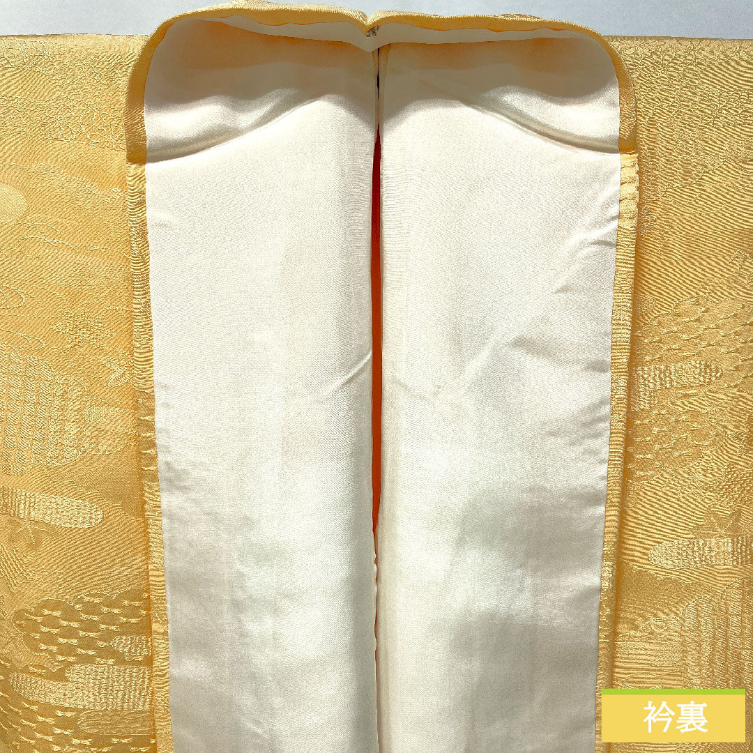 色無地 正絹 身丈160.5cm 裄丈65cm 薄柿色（うすがきいろ） 一つ紋 雪輪に蔦 しつけ糸付き 袷 Sランク 橙系 1114001642426