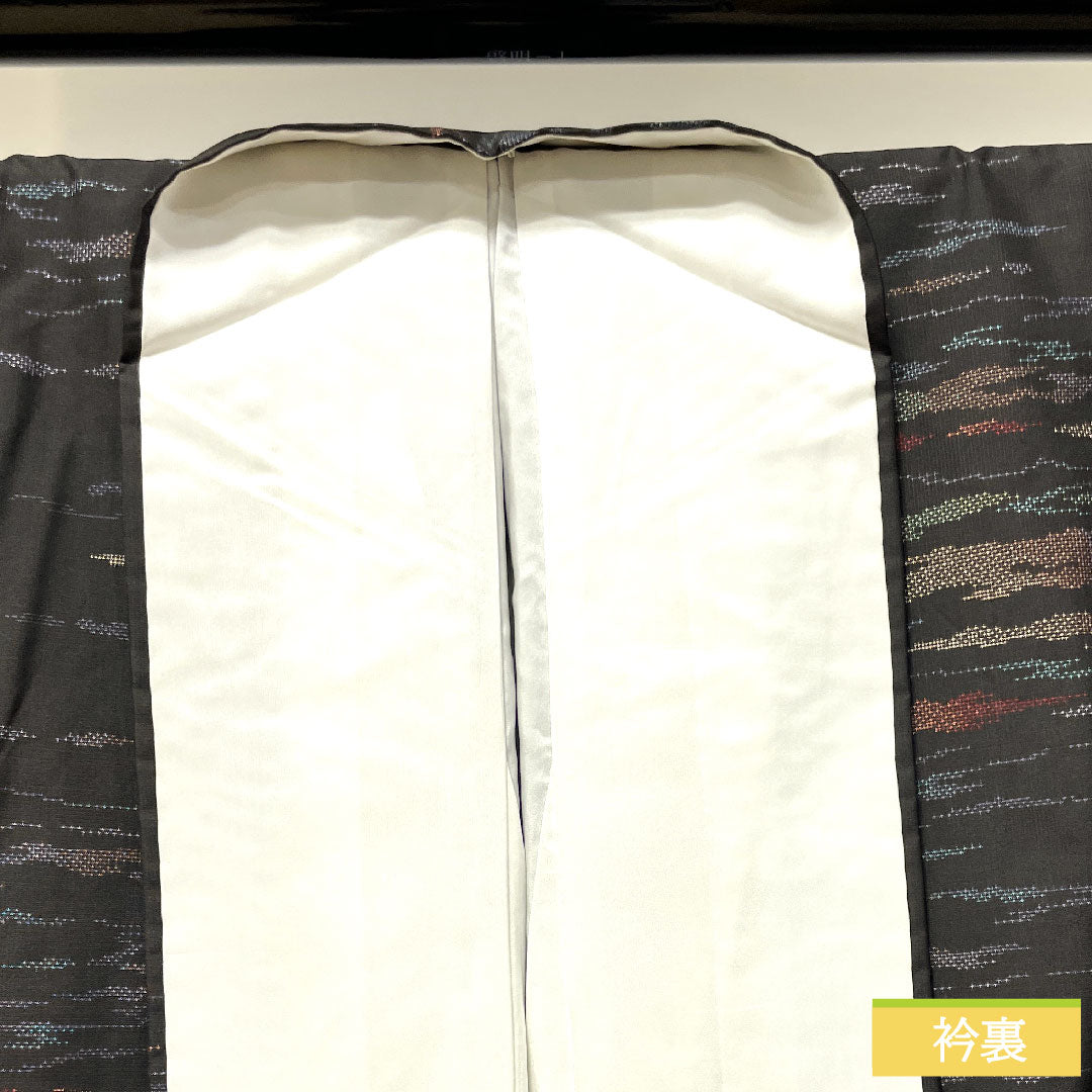 大島紬 正絹 身丈164.5cm 裄丈64.5cm  7マルキ 抽象模様 Sランク 袷 黒系 1116003082410