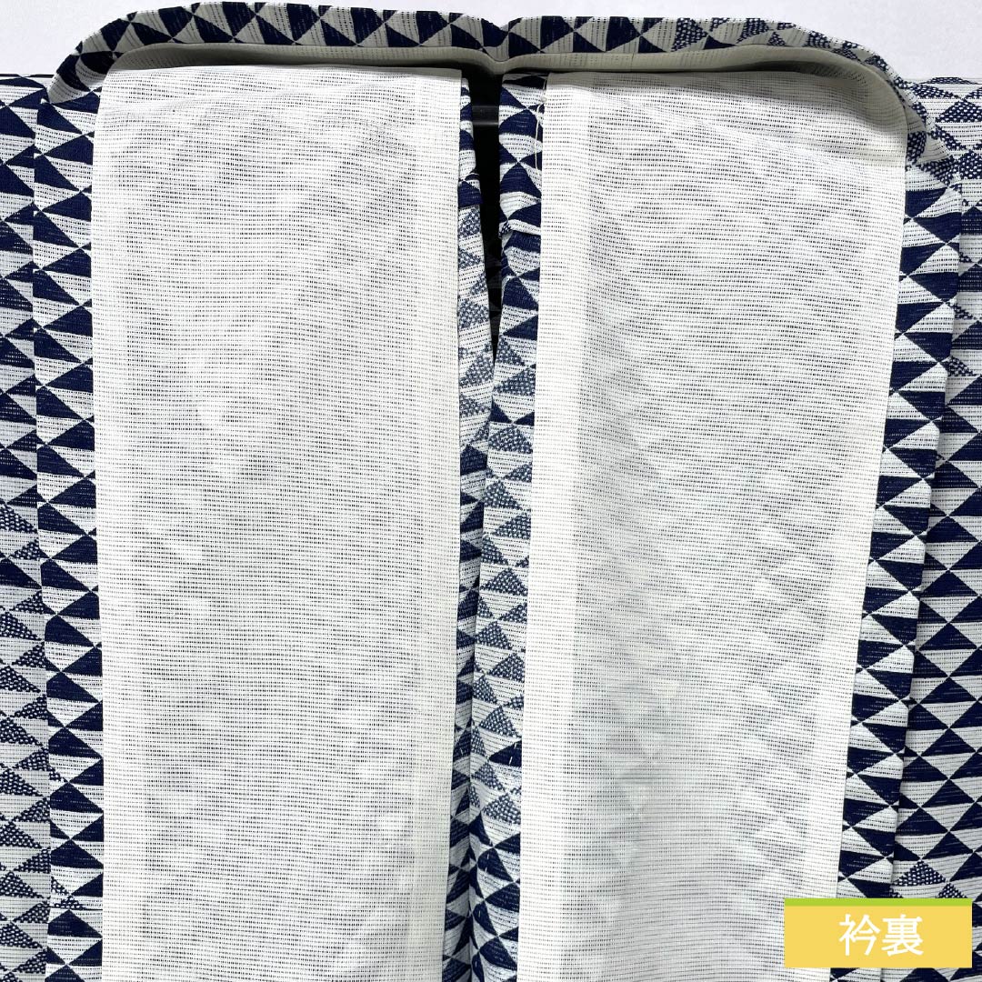 夏物 ポリエステル 小紋 身丈159cm 裄丈65.5cm 鱗 洗える着物 絽 Sランク 白系 1132002302311