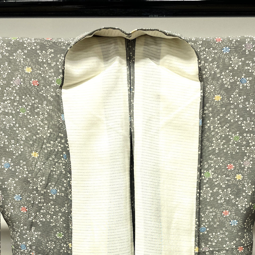 夏物 正絹 小紋 身丈149cm 裄丈63.5cm 柳鼠色（やなぎねずいろ） 菊 亀甲 絽 Sランク グレー系 1132000732122