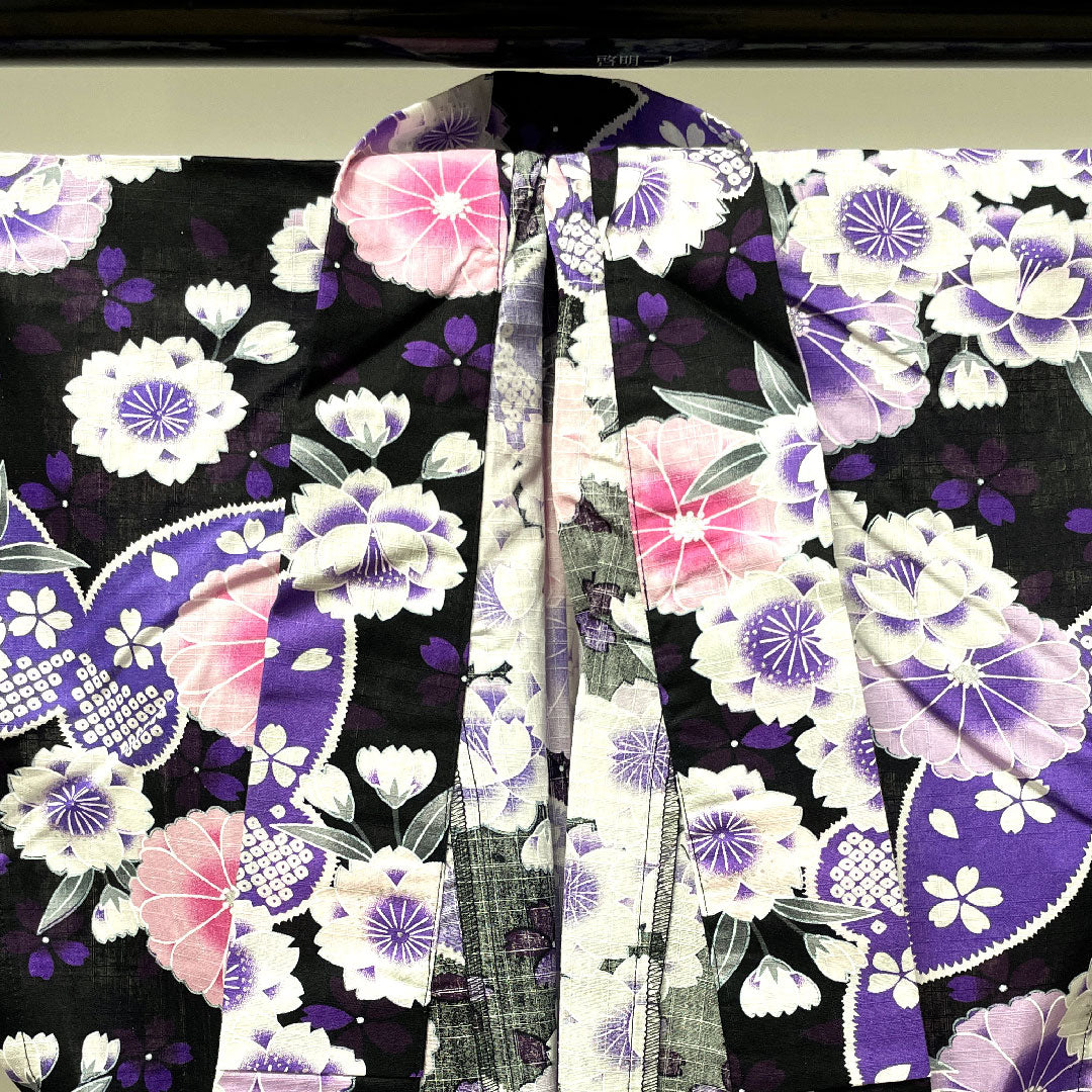 浴衣 蝶 桜 木綿 Sランク 単衣 身丈167cm 裄丈65cm 黒系 1118003712510