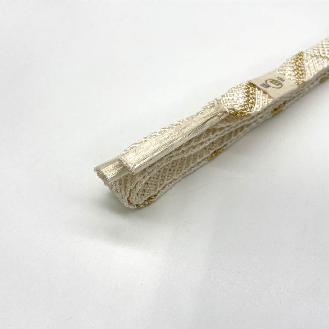（新古品） 帯締め・帯揚げセット 正絹 NEWランク 乳白色（にゅうはくしょく） 渡敬謹製 三ツ杵印 留袖用 長さ約164cm 幅約1.7cm フォーマル 白系 1141000281311