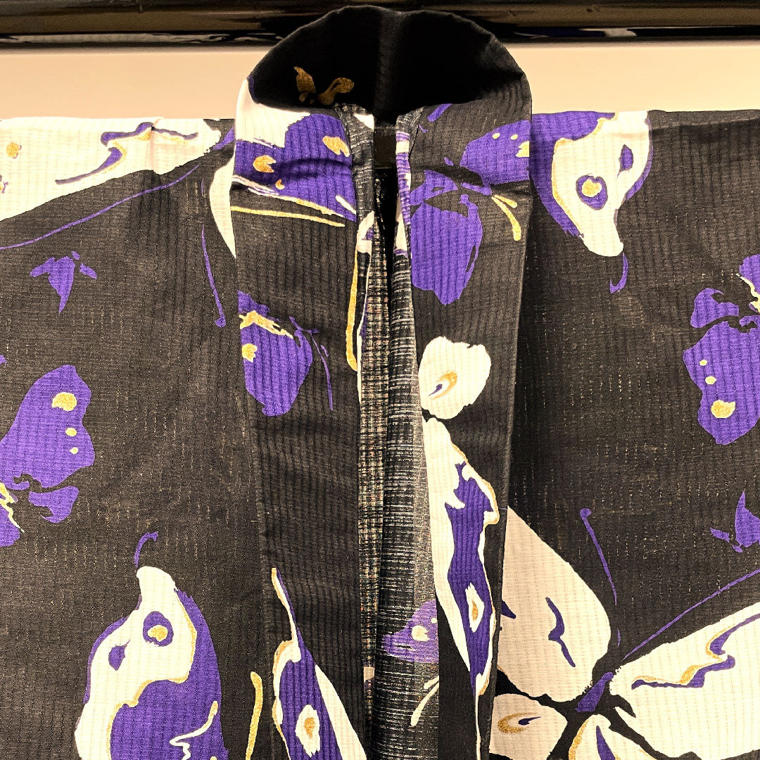 浴衣 しつけ糸付き 未使用品 蝶 木綿 Sランク 単衣 身丈173cm 裄丈72cm 黒系 1118003722610