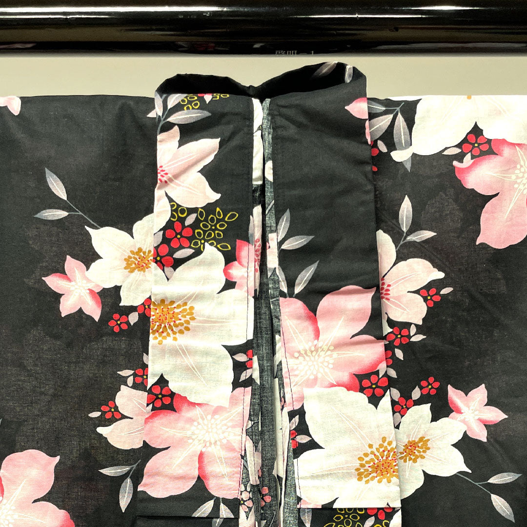 浴衣 花模様 木綿 Sランク 単衣 身丈162cm 裄丈67cm 黒系 1118001162410