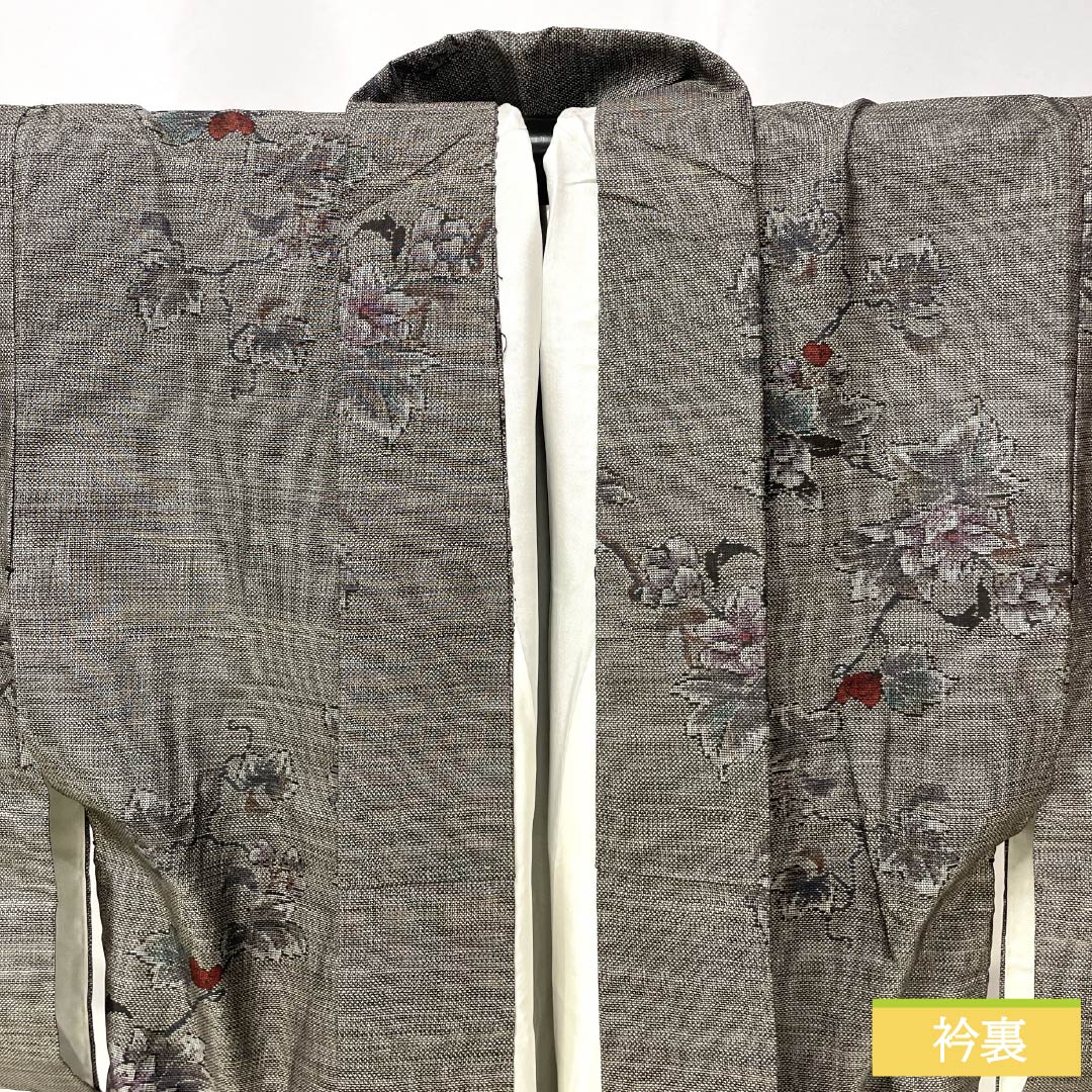紬 正絹 Sランク 身丈157.5cm 裄丈62.5cm 大島紬 9マルキ 片ス 草花模様 袷 グレー系 1116005042322