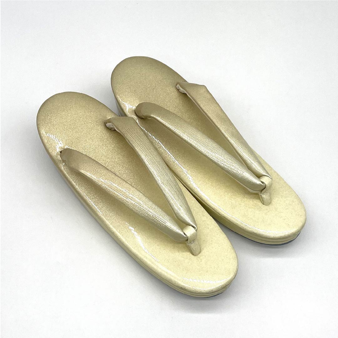 リサイクル着物】（新古品）草履バッグセット フォーマル Aランク 螺鈿