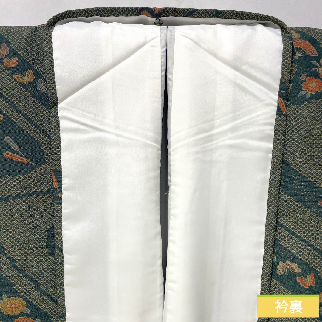 小紋 ポリエステル 身丈159cm 裄丈67cm 袷 鉄色（てついろ） 洗える着物 流水 蝶 Sランク 緑系 1115005192319