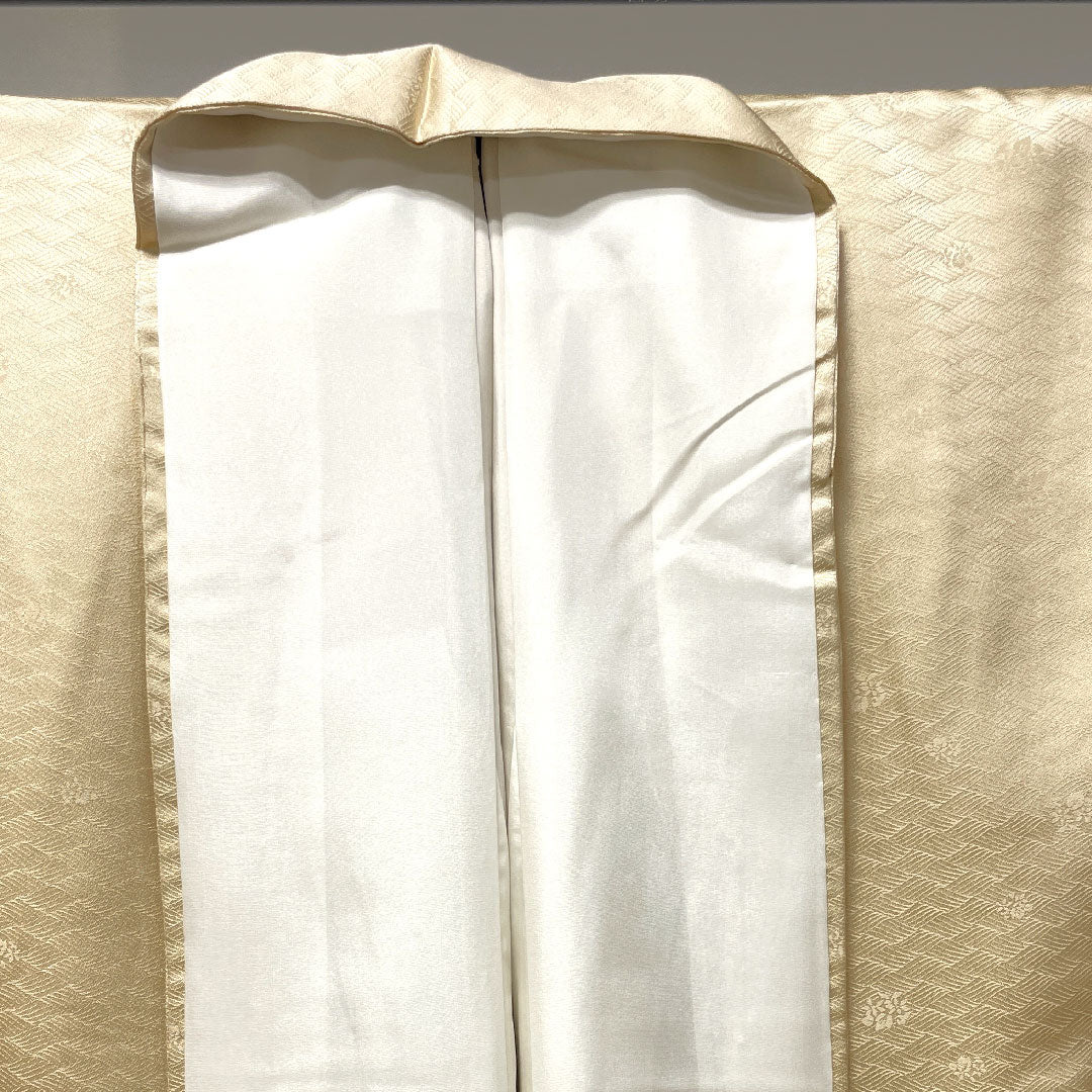 訪問着 正絹 袷 身丈160cm 裄丈64cm 薄卵色 相良刺繡 桜 しつけ糸付き 未使用品 Sランク クリーム系 1112003152415
