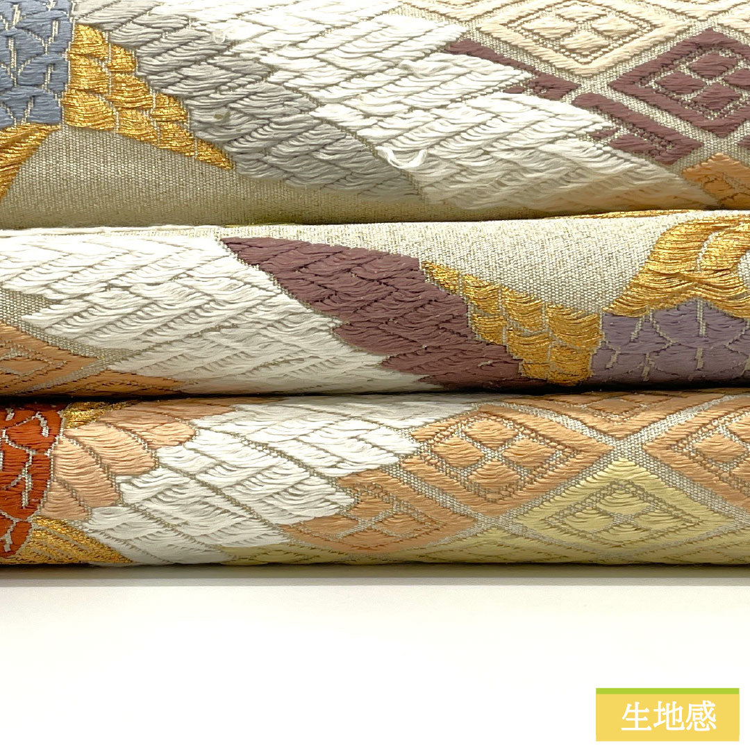 袋帯 正絹 Aランク 蕎麦切色（そばきりいろ） 西陣織 唐織 向かい鶴 亀甲 帯丈434cm 六通 フォーマル ベージュ系 1123016063325