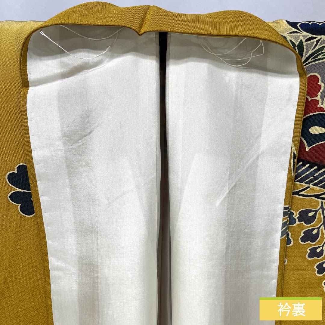 振袖 正絹 Sランク 身丈164cm 裄丈67cm 袷 小麦色（こむぎいろ） 京紅型 吉祥文様 蝶 松 パールトーン加工 橙系 1113002332426