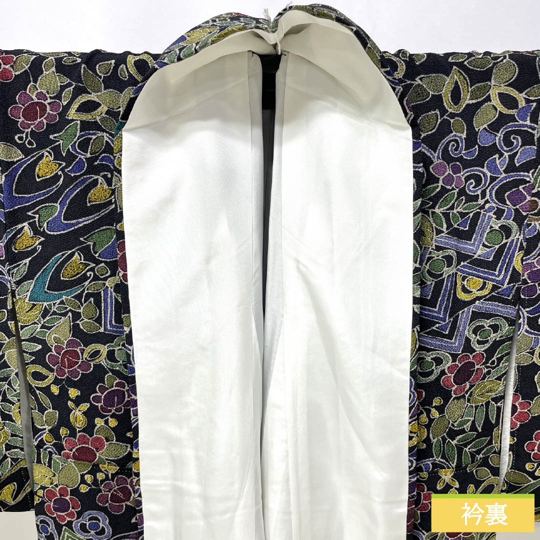 小紋 正絹 Sランク 身丈161.5cm 裄丈64cm 袷 ろうけつ染め ちりめん地 手描き 抽象模様 しつけ糸付き 黒系 1115007732410