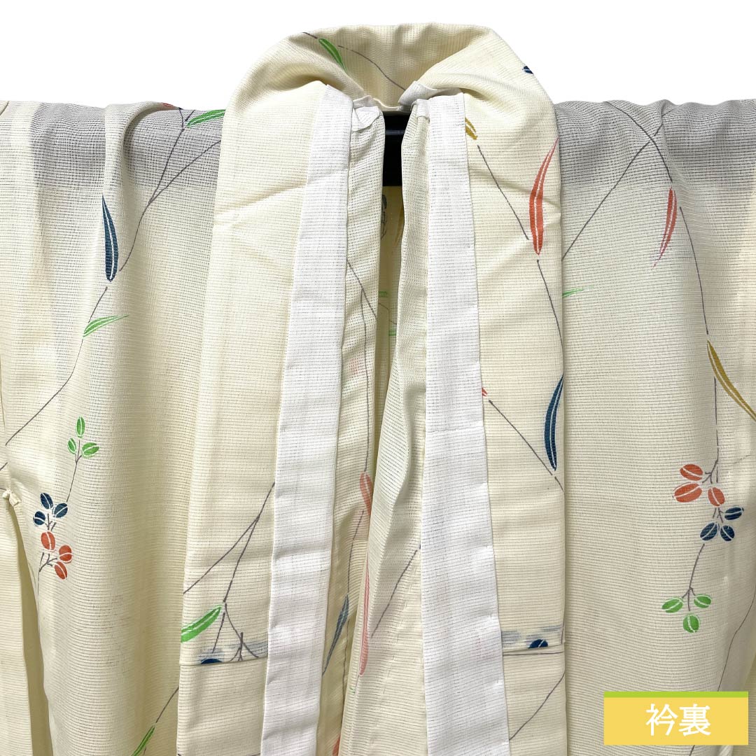 夏物 ポリエステル 小紋 Aランク 身丈163.5cm 裄丈64cm 白百合色（しらゆりいろ） 草花模様 絽 黄系 1132004513423