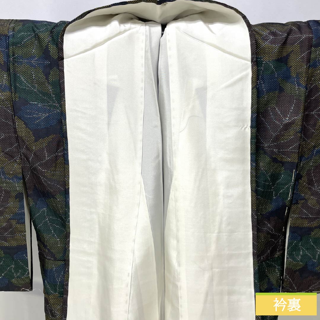 紬 正絹 Aランク 身丈157cm 裄丈60.5cm 檳榔子黒色（びんろうじぐろいろ） 葉 しつけ糸付き 袷 黒系 1116004613310