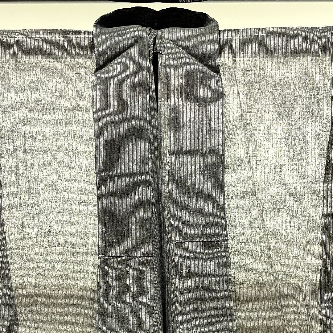 夏物 正絹 男物 身丈140.5cm 裄丈64.5cm 黒鼠色（くろねずいろ） 縞 紗 Aランク 黒系 1132001793110