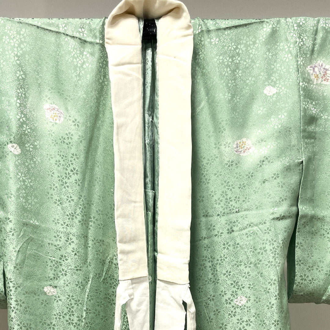 長襦袢 正絹 身丈128cm 裄丈66cm 単衣 薄緑色　菊 Aランク 緑系 1129000483219