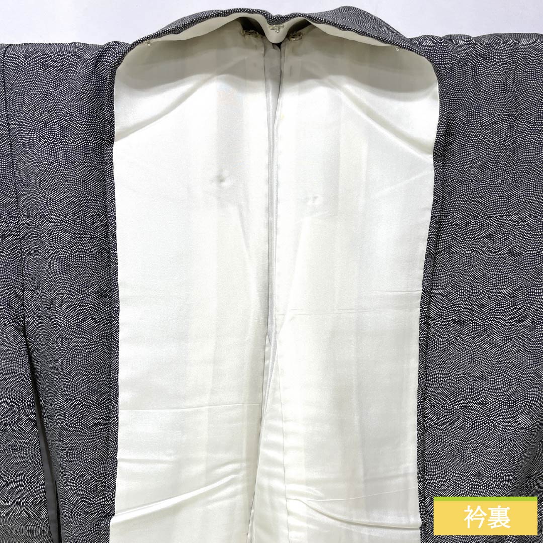 リサイクル着物】小紋 正絹 Sランク 身丈159cm 裄丈63cm 袷 型染 鮫