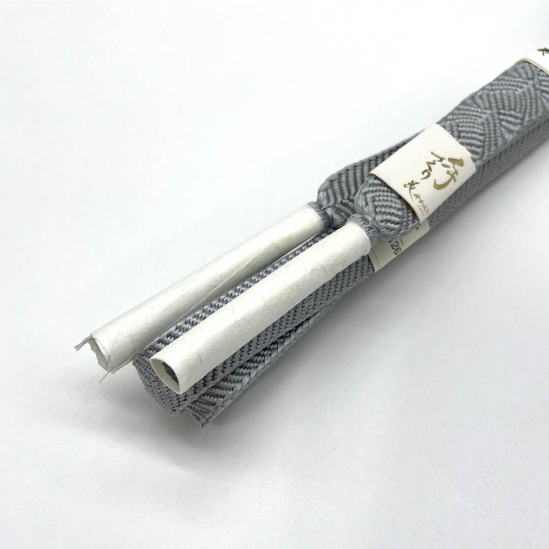 （新古品） 帯締め・帯揚げセット 正絹 NEWランク 薄鈍色（うすにびいろ） 喪服用 長さ約163cm 幅約1.5cm フォーマル グレー系 1141000201322