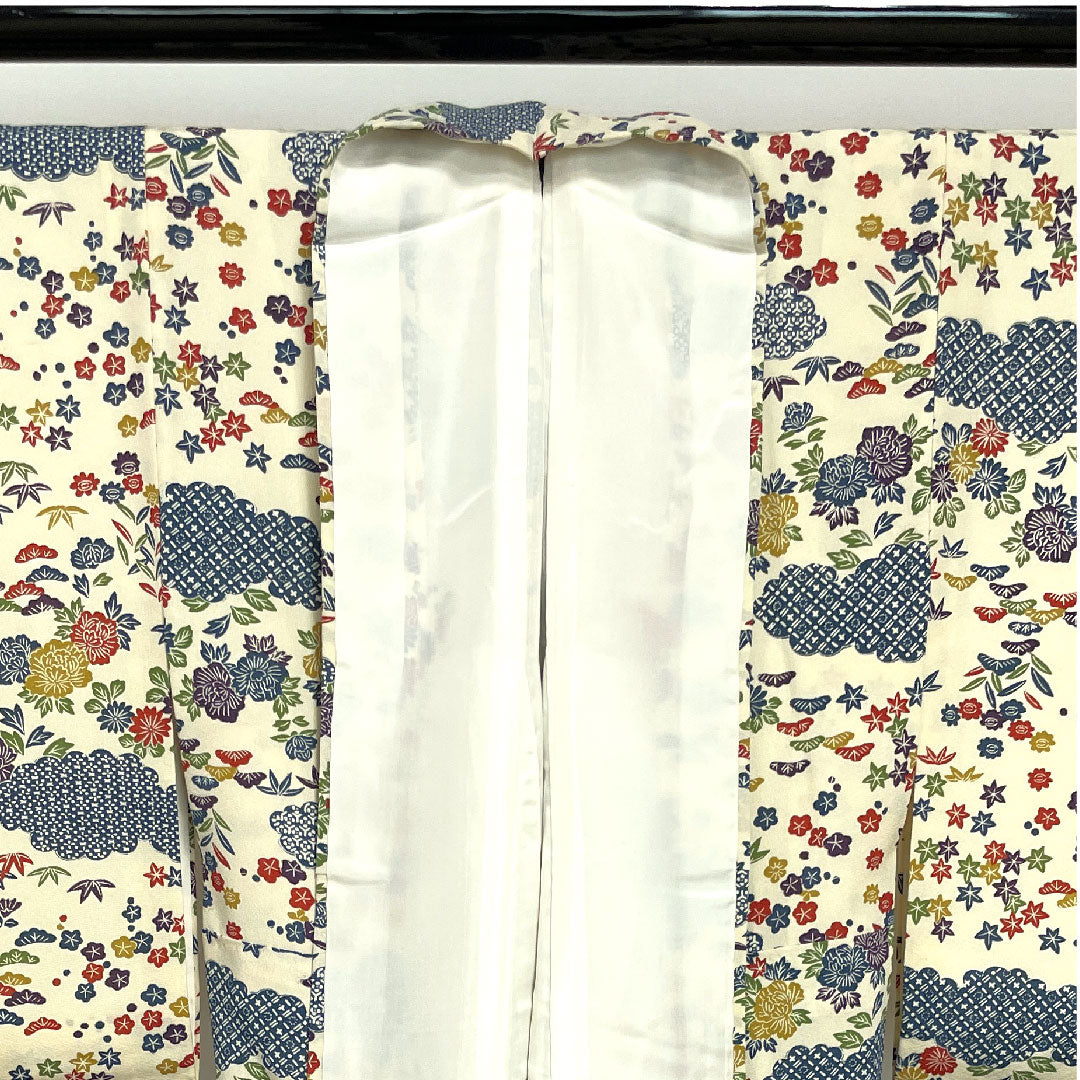 小紋 身丈162cm 裄丈63cm 袷  鳥の子色 型染 草花模様  正絹 Sランク クリーム系 1115002382415