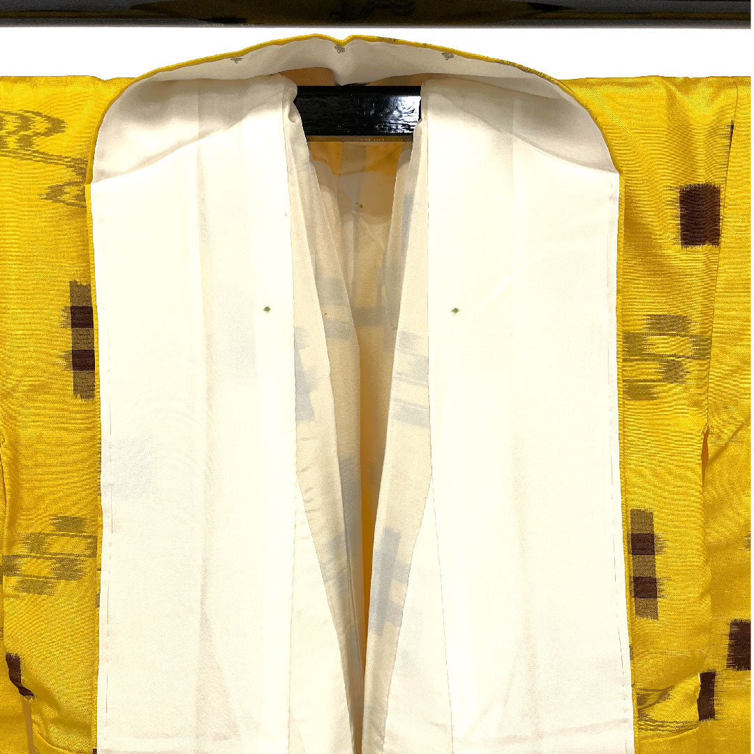 紬 身丈161cm 裄丈64cm 琉球絣 手織り 正絹 Aランク 袷 黄系 1116000983323