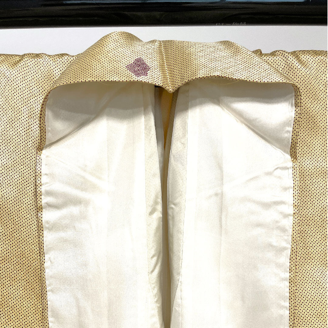 小紋 身丈153cm 裄丈60cm 袷  蜂蜜色 洗える着物 飛び柄  ポリ Aランク 黄系 1115002163223