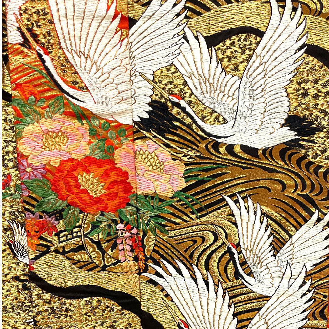 Colored uchikake, length 191cm, scarlet, Karaori, flowing water, crane, pure silk, S rank, lined, vermilion, 1110000292916