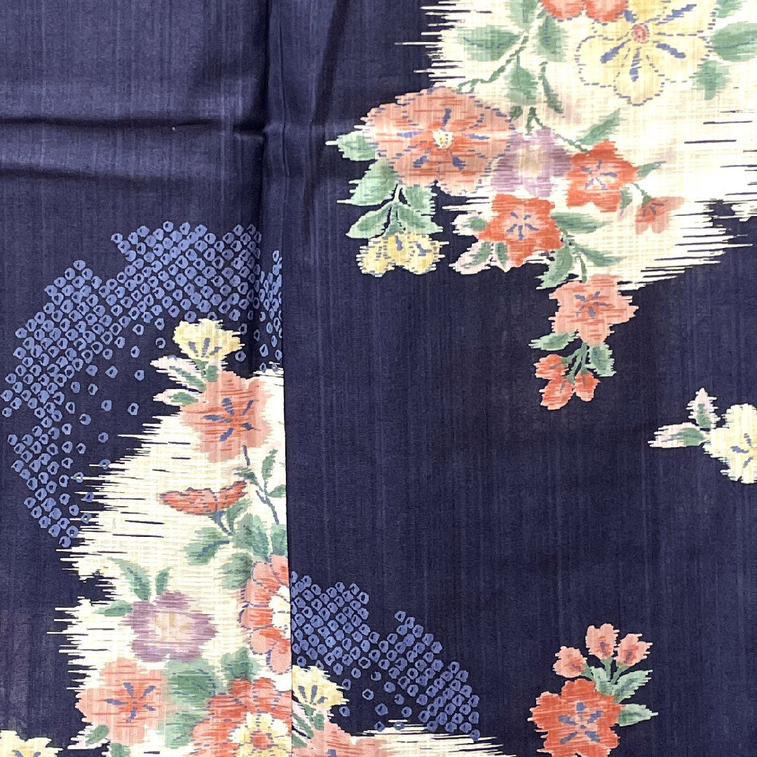 浴衣 しつけ糸付き 未使用品 紺色 雪輪 草花模様 木綿 Sランク 単衣 身丈171cm 裄丈65.5cm 紺系 1118002072618