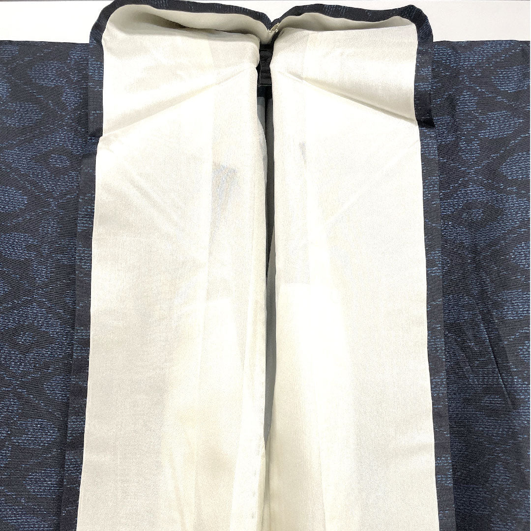 大島紬 身丈148.5cm 裄丈66cm 緯総絣 亀甲模様 正絹 Aランク 袷 紺系 1116001673118