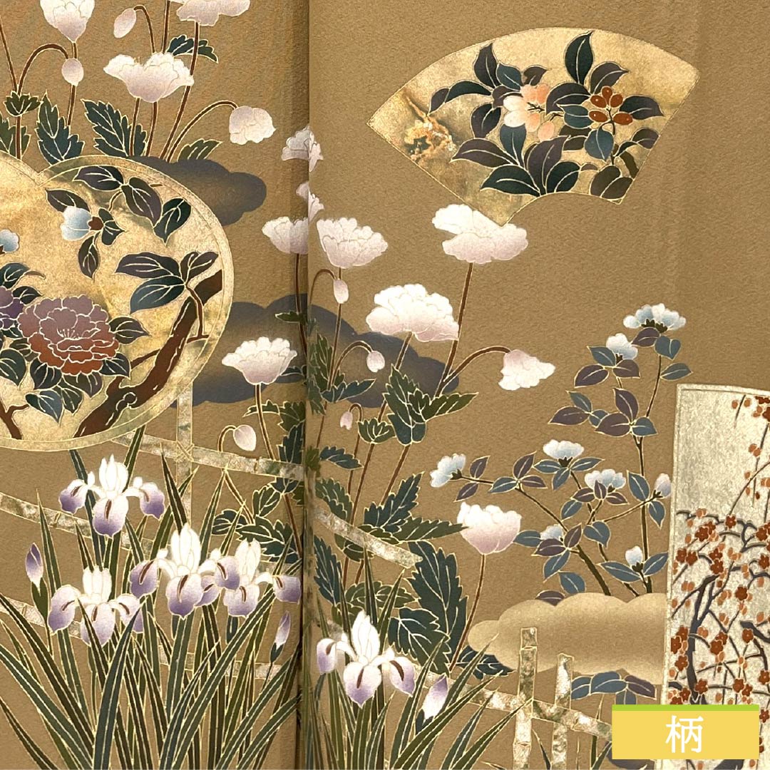 Iro-tomesode (colored formal kimono) made of pure silk, S rank, length 157.5cm, sleeve length 63cm, lined, clove-colored, with one crest, a circle with a hawk feather motif, floral motifs, Scotchgard, and brown accents. Product code: 1111002022314