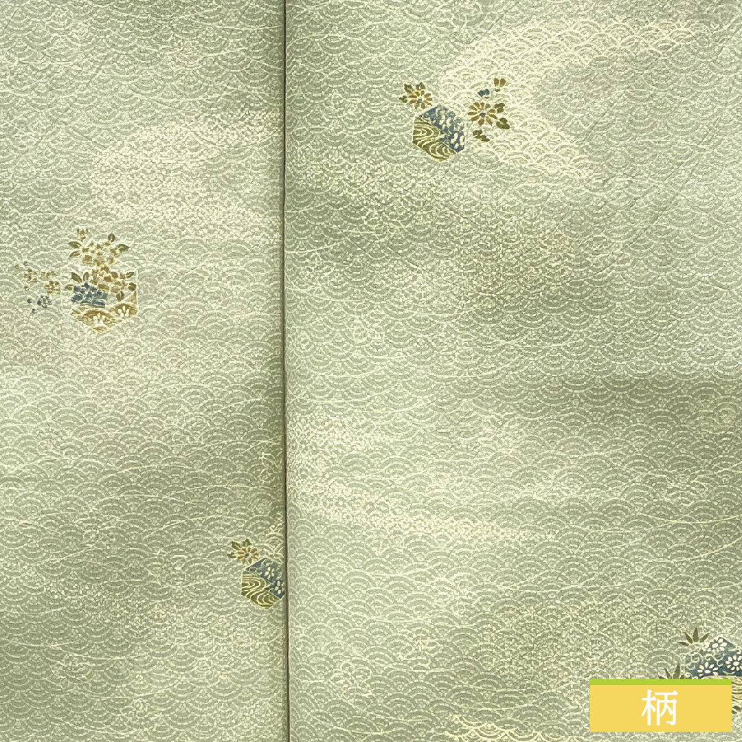 小紋 ポリエステル 身丈157.5cm 裄丈64.5cm 袷 薄緑色（うすみどりいろ） 洗える着物 吉祥文様 しつけ糸付き 未使用品 Sランク 緑系 1115004562319