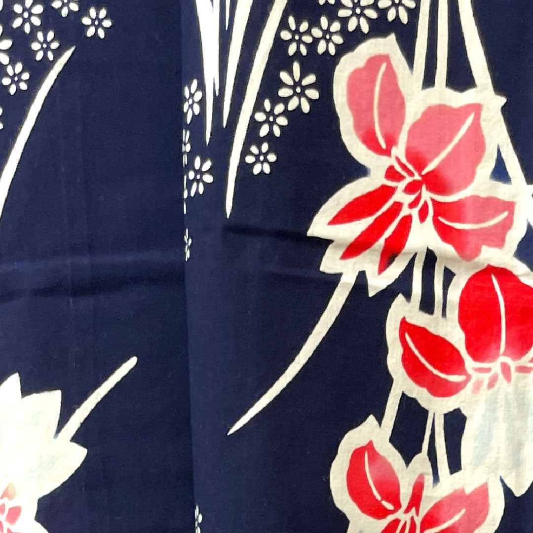 【超超美品】浴衣 夏着物 単衣 普段着物 紺色藍色花柄 木綿 裄長 トールサイズ 手染型藍染浴衣 濃紺 銀杏に萩が涼し気な秋の風を想わせる