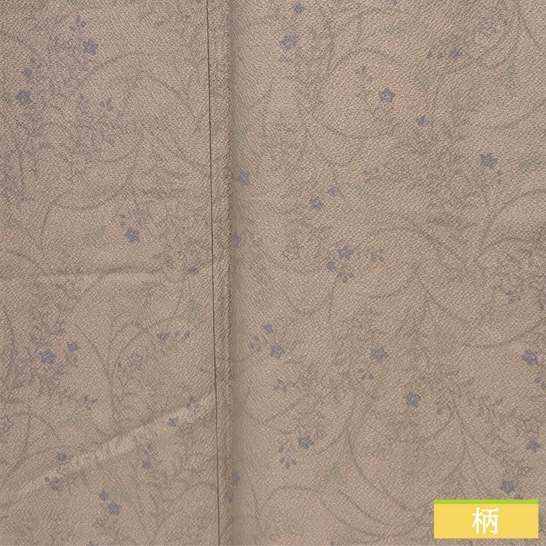 小紋 正絹 Sランク 身丈164cm 裄丈63cm 袷 惚色（ぼけいろ） 草花模様 しつけ糸付き   ベージュ系 1115007362425