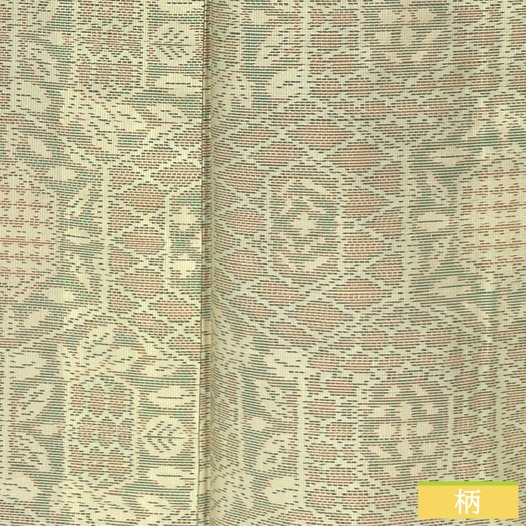 紬 正絹 Sランク 身丈157cm 裄丈61.5cm 淡黄蘗色（うすきはだいろ） 大島紬 横双絣 抽象模様 袷 黄系 1116004592323