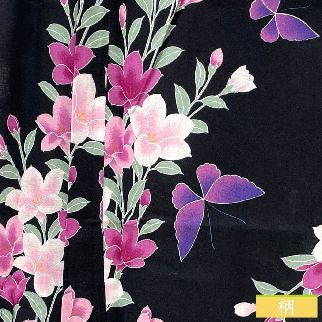 浴衣 木綿 身丈163cm 裄丈64cm Sランク 単衣 黒系 鉄線 蝶 1118006082410