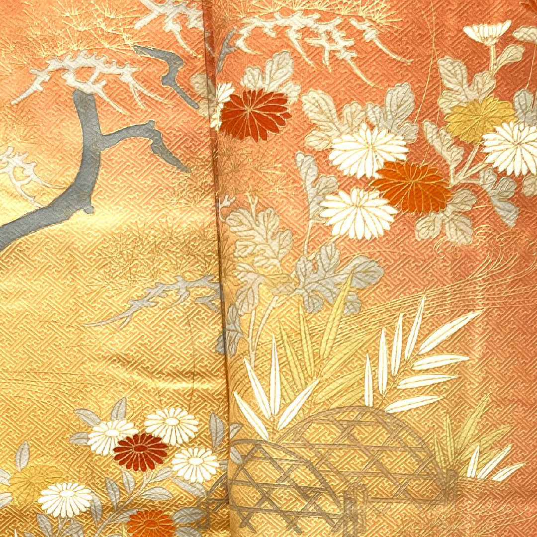 Homongi, pure silk, lined, length 161cm, sleeve length 63cm, coral color, Kyo-Yuzen, chrysanthemum, pine, A rank, orange, 1112002913426