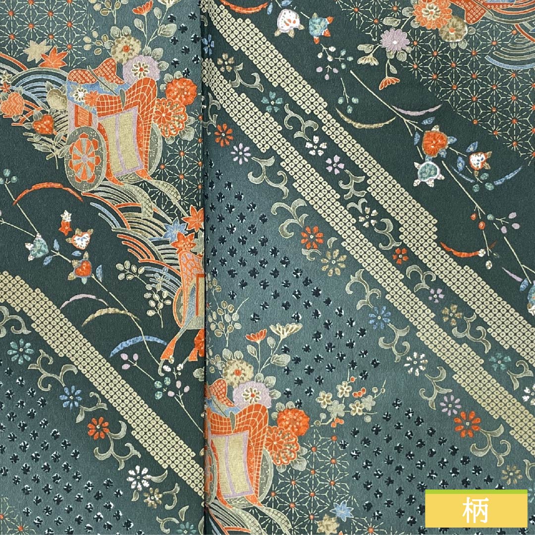 小紋 ポリエステル Sランク 身丈161cm 裄丈64.5cm 袷 鉄色（てついろ） 鉄御納戸色（てつおなんどいろ） 御所車 花 洗える着物 緑系 1115007562419