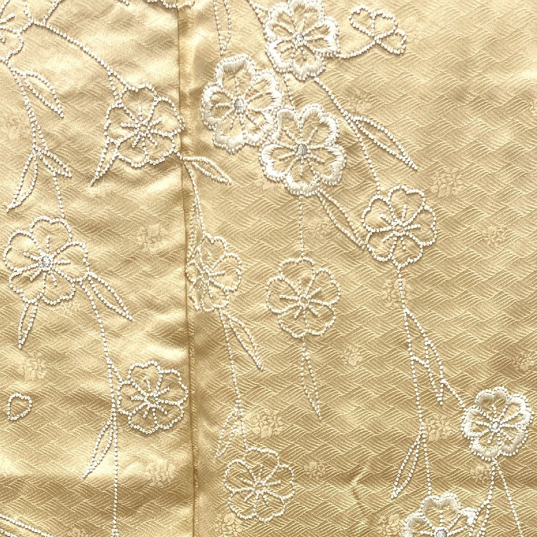 訪問着 正絹 袷 身丈160cm 裄丈64cm 薄卵色 相良刺繡 桜 しつけ糸付き 未使用品 Sランク クリーム系 1112003152415