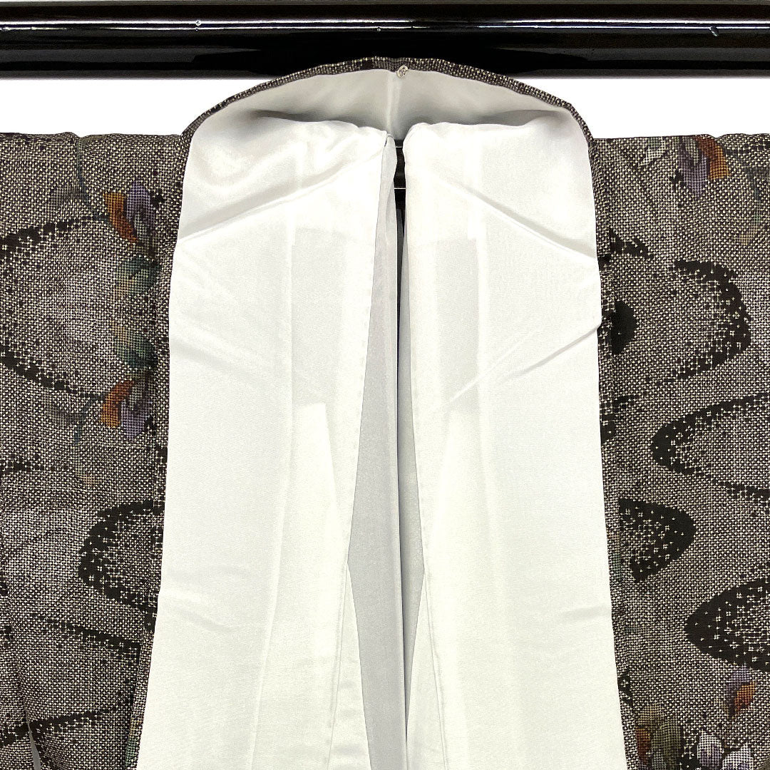 大島紬 身丈160cm 裄丈68cm 流水 草花模様 一元絣 正絹 Sランク 袷 黒系 1116000582310
